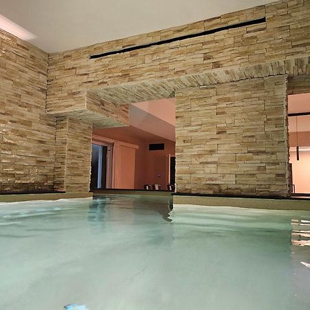 Villa Mairi - 2 Private Pools & Game Room Near Athens Đảo Đảo Salamis Ngoại thất bức ảnh