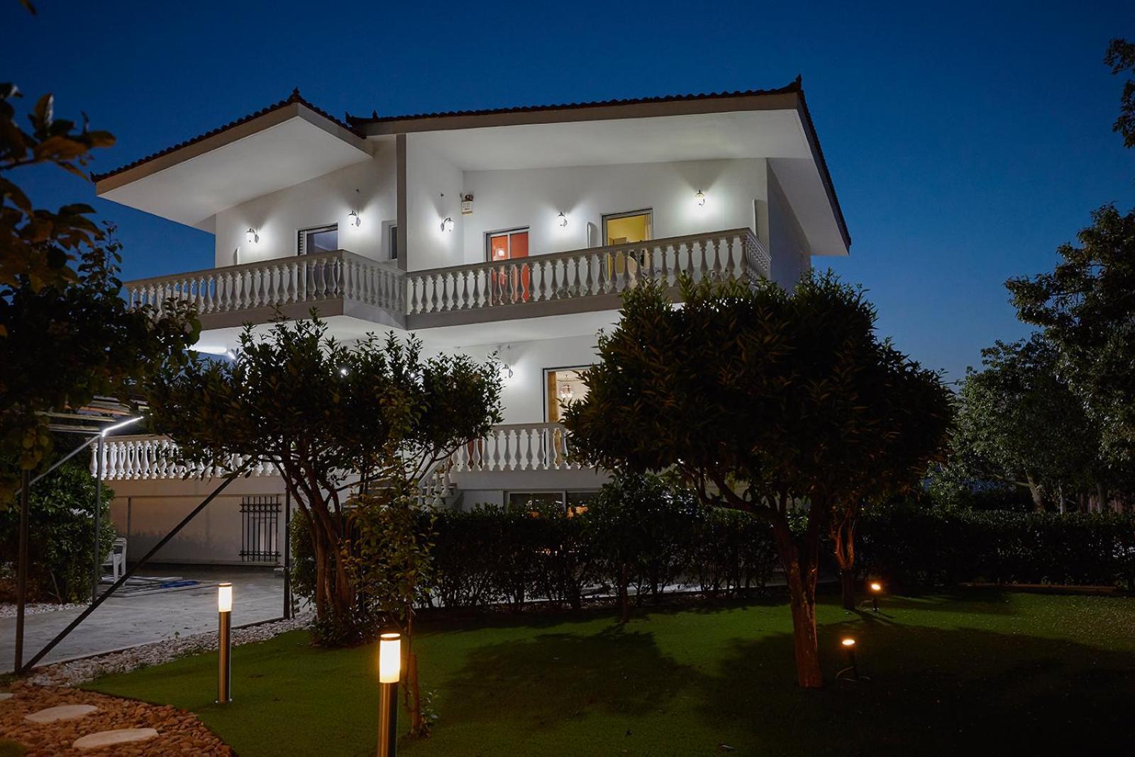 Villa Mairi - 2 Private Pools & Game Room Near Athens Đảo Đảo Salamis Ngoại thất bức ảnh